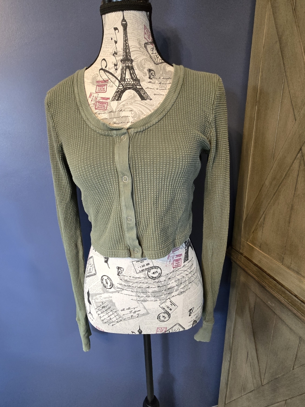 Aerie OFFLINE Olive Green Waffle Knit Cropped Cardigan Women's M Button Front